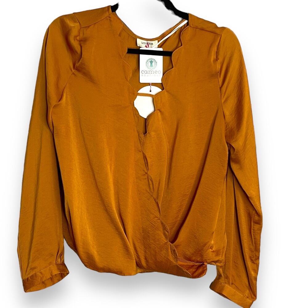 Umgee Faux Wrap Blouse Womens S Terracotta Satin Scallop Neck Crossbody Boho NEW